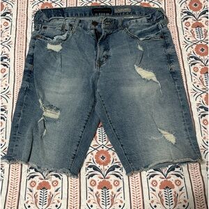 Aeropostale Cut-Off Distressed Men’s Jean Shorts sz 30